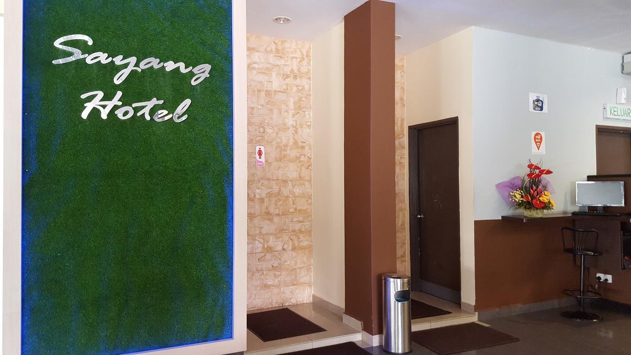 Sayang Hotel Kulai Bagian luar foto